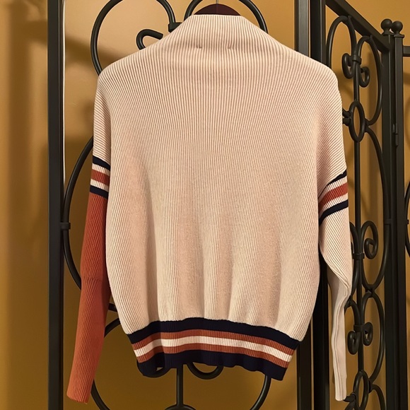 THML Briar Color Block Sweater - Picture 3 of 8